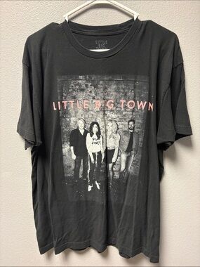 Women’s Little Big Town “The Breakers Tour” Black Short Sleeve Graphic Tee